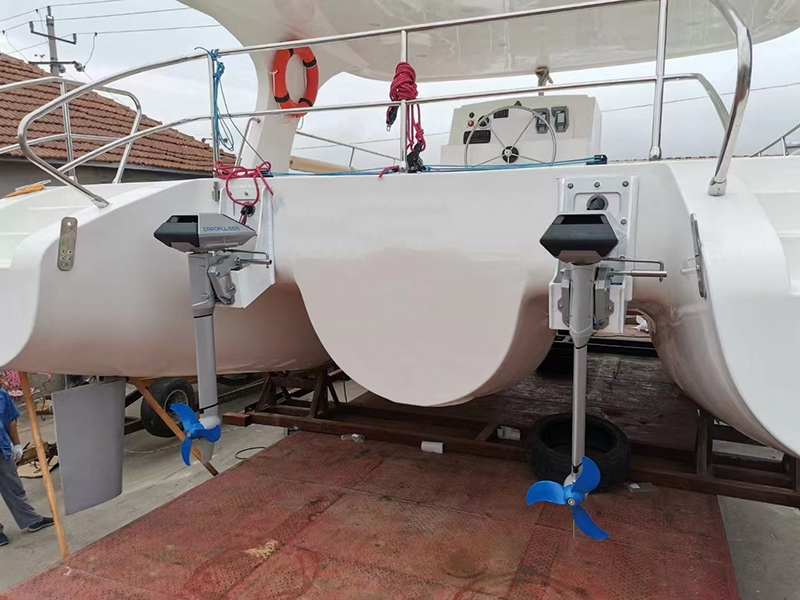 Lawada® طوف شراعي بطول 10.28 مترًا بمحرك كهربائي: يدمج بشكل مثالي الاستدامة وفعالية التكلفة