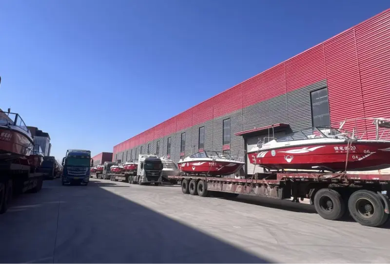 قامت شركة Lawada® Yachts بتسليم 20 مجموعة من القوارب السريعة المخصصة